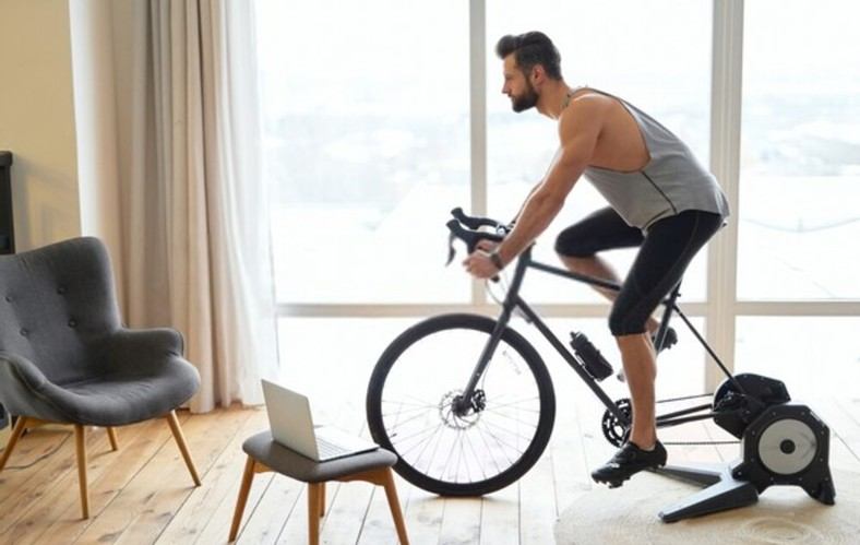 bike stand to turn into exercise bike