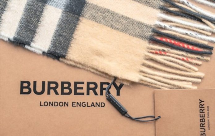 Burberry Scarf: Fake vs Real & How to Avoid Getting Scammed – Between Naps  on the Porch