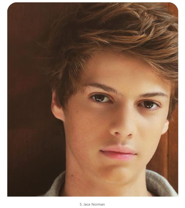 20 Most Handsome Teenage Actors Hood MWR