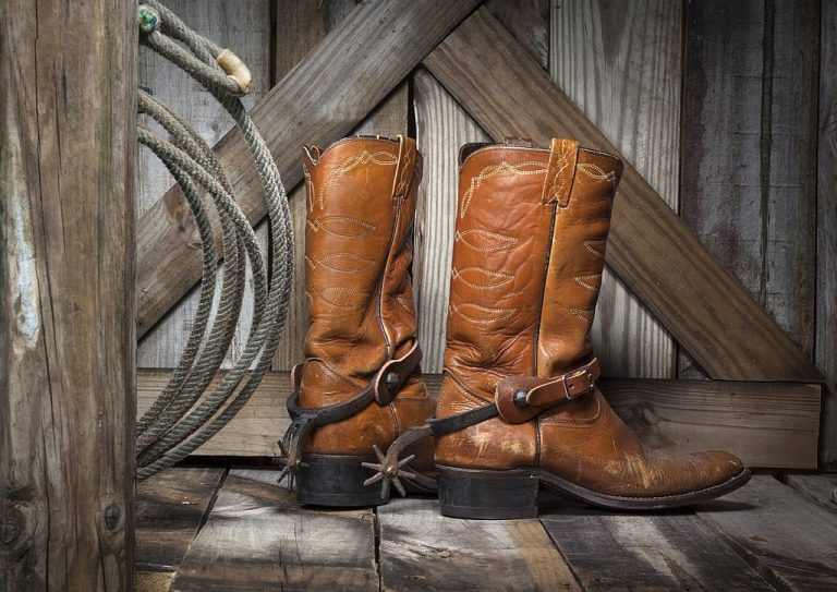 10 Amazing Types Of Cowboy Boots - Hood MWR