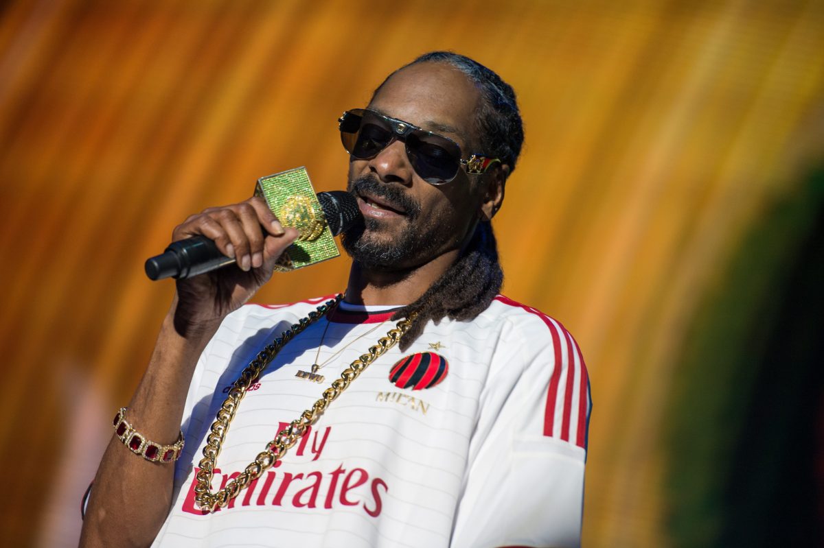 Snoop Dogg Height: How Tall is The Icon American Rapper? - Hood MWR