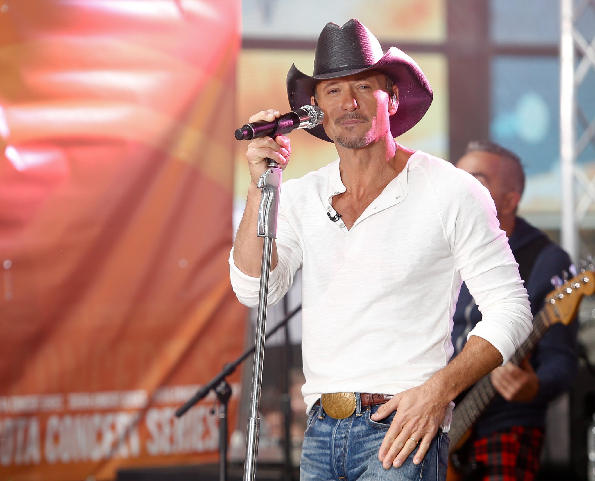 26-most-famous-male-country-singers-hood-mwr