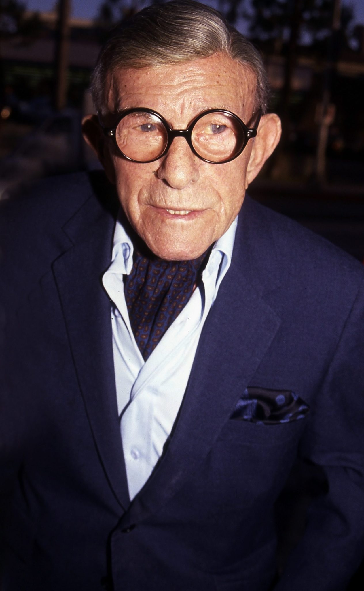 Top 20 Best Male Stand Up Comedians Of The 70s Hood MWR   George Burns1 1264x2048 