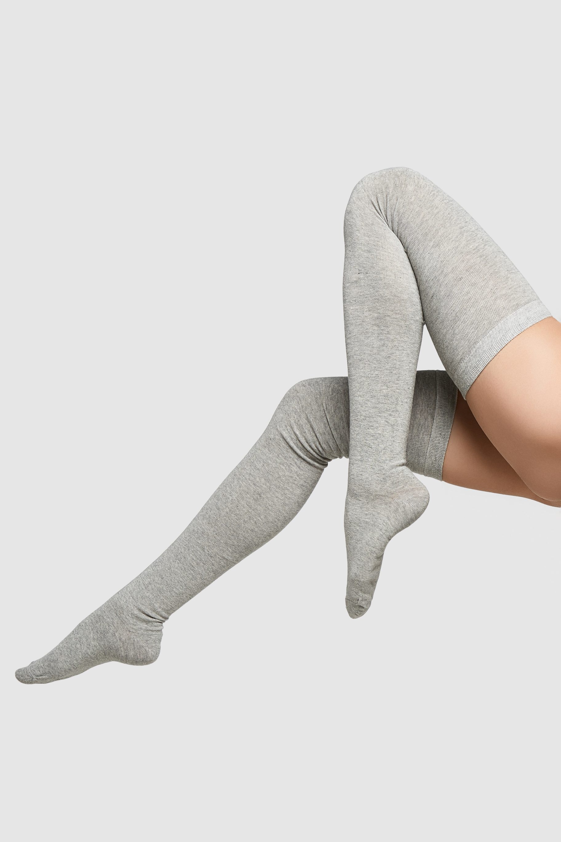 Thigh High Socks: An Ultimate Guide On How To Wear Them - Hood MWR