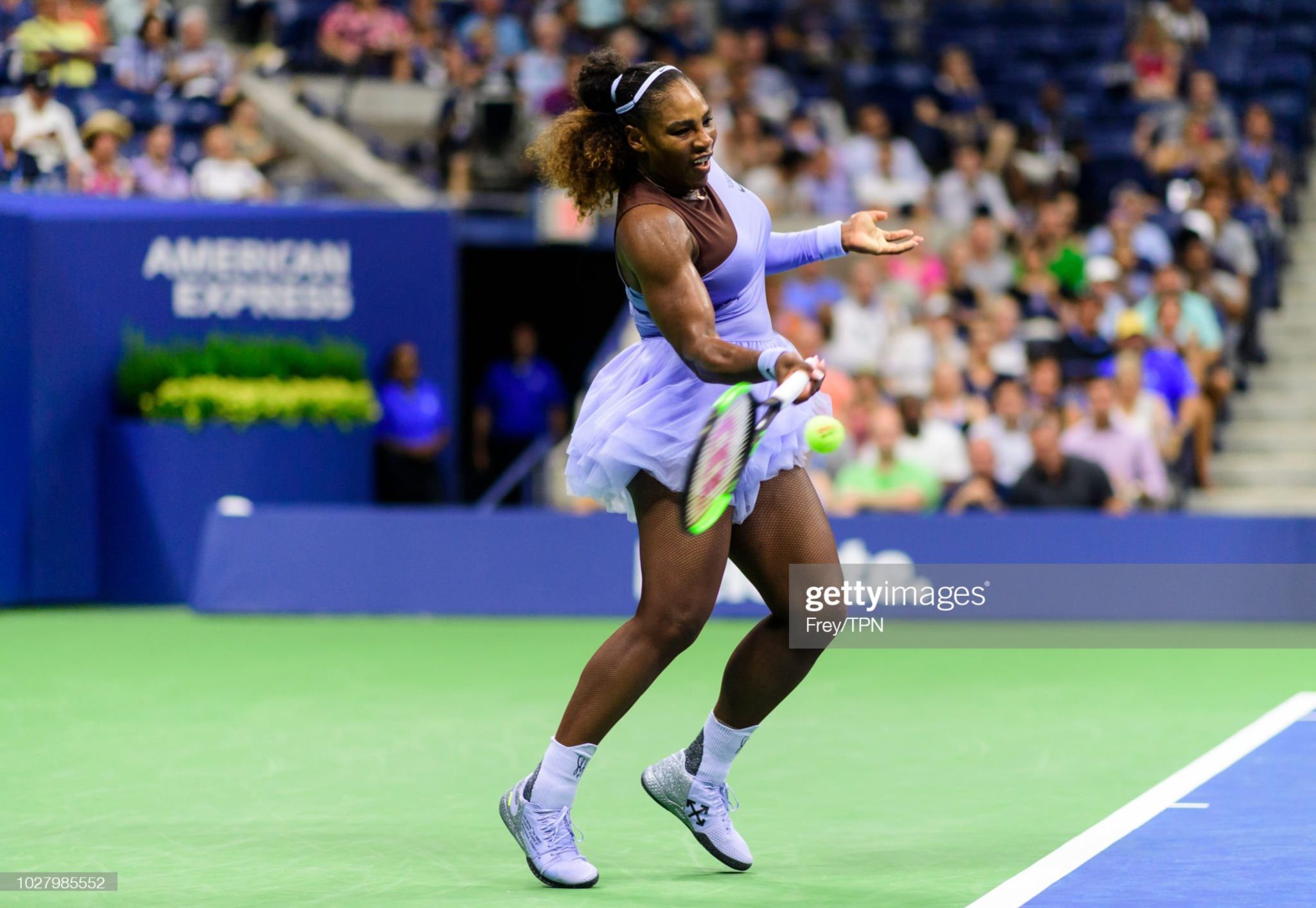 what-tennis-shoes-does-serena-jameka-williams-wear-hood-mwr