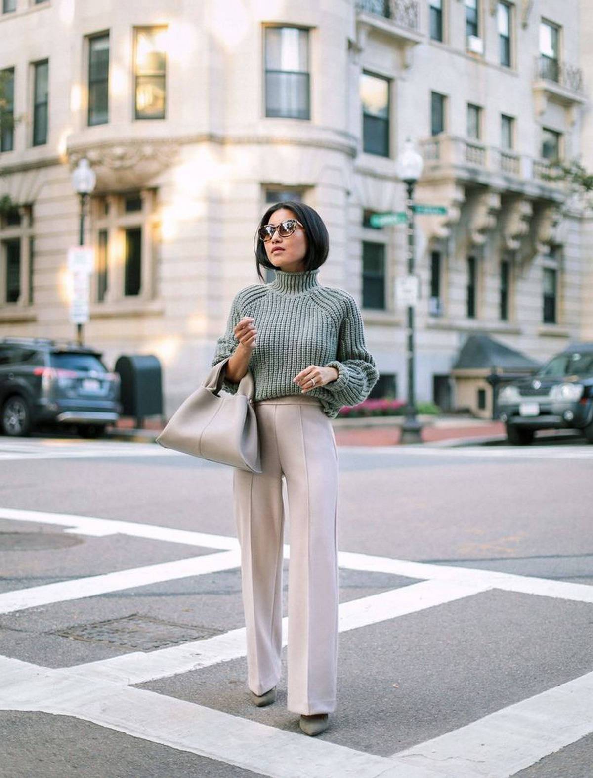 10 Classy Chic Outfits To Copy In Winter 2023