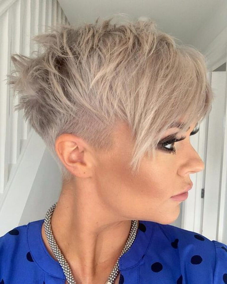 35 Beautiful Short Platinum Blonde Hairstyles To Elevate Your Style Hood Mwr 9878