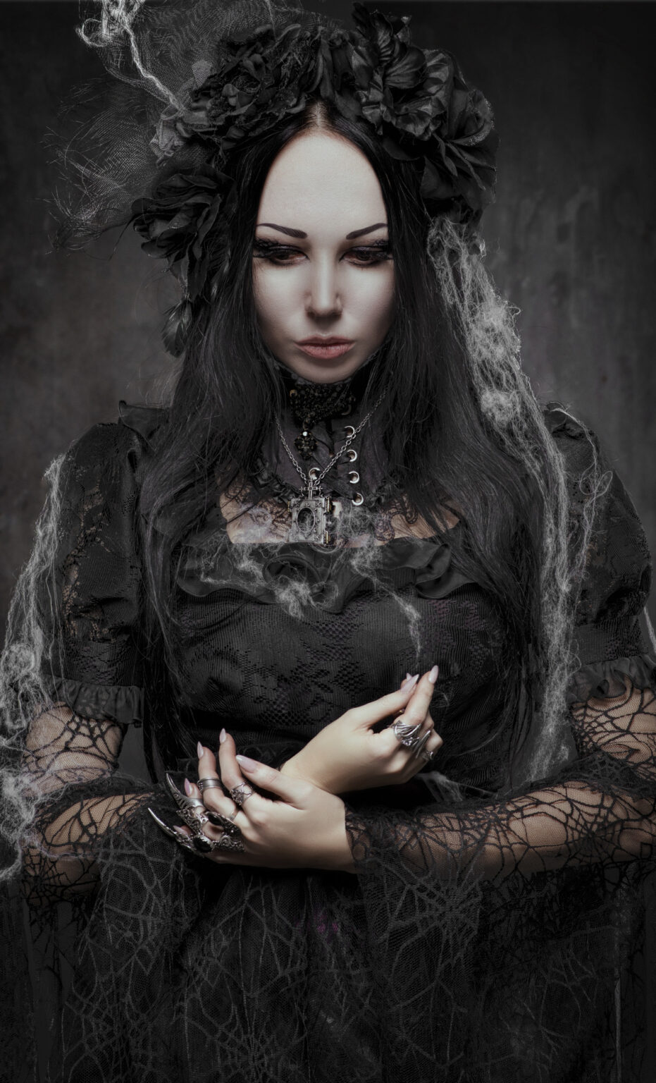 41 Mesmerizing Gothic Hairstyles: Unleash Your Dark Glamour - Hood MWR