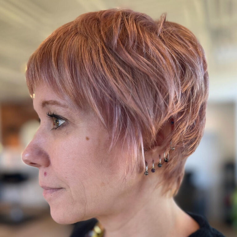 60 Captivating Pixie Haircuts For Older Women in 2023 - Hood MWR