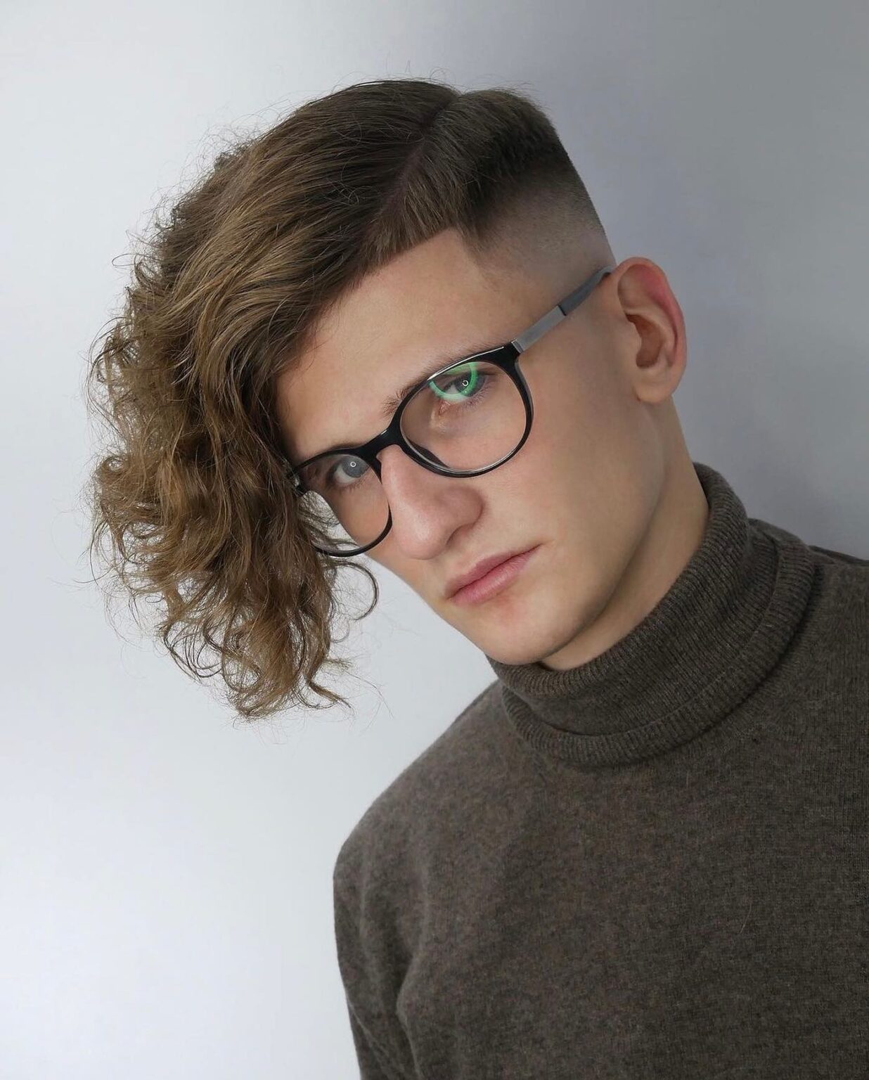 35 Long Haircuts With Shaved Sides For Men - Hood MWR