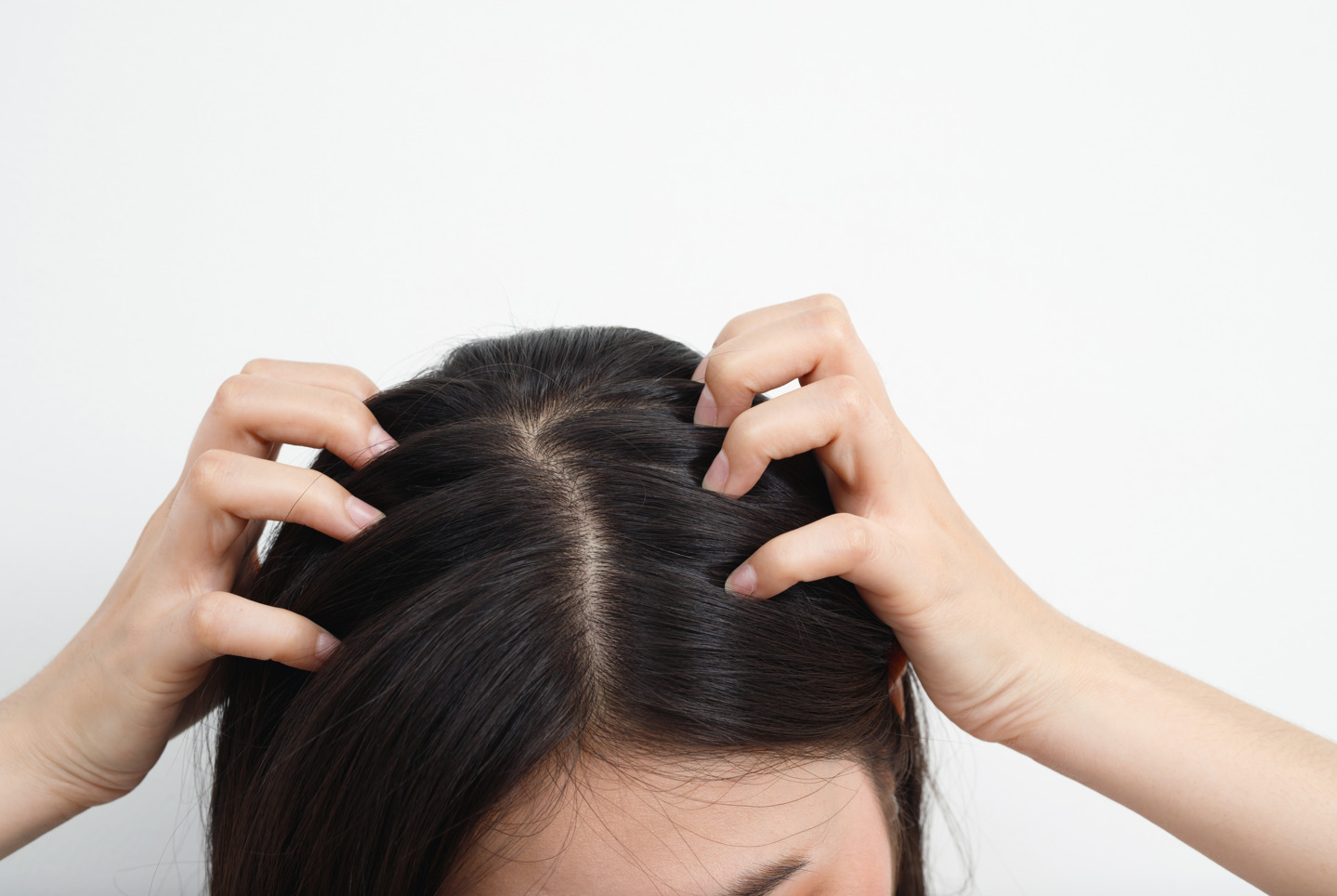 is-aussie-shampoo-a-good-choice-for-your-hair-type-pros-and-cons